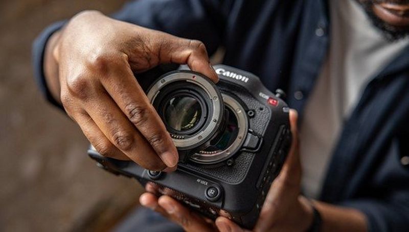 ANILLO EF-EOS R DE REGALO